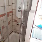 Charming House In With Shared Pool *