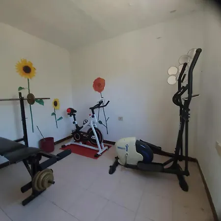 Дом отдыха Charming House In With Shared Pool *