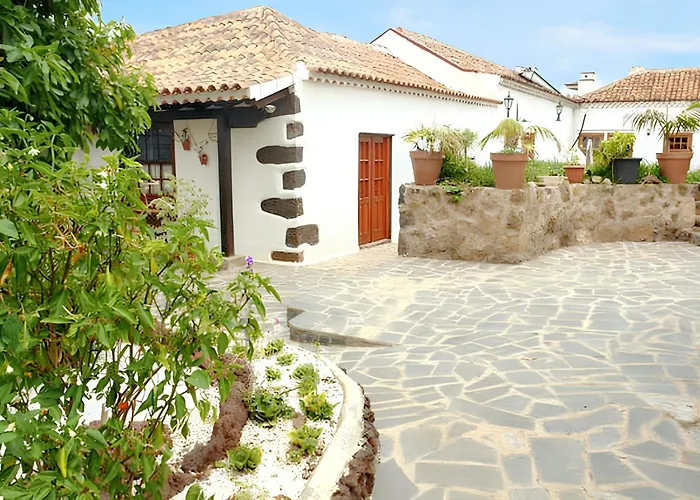 Charming House In With Shared Pool Casa vacanze